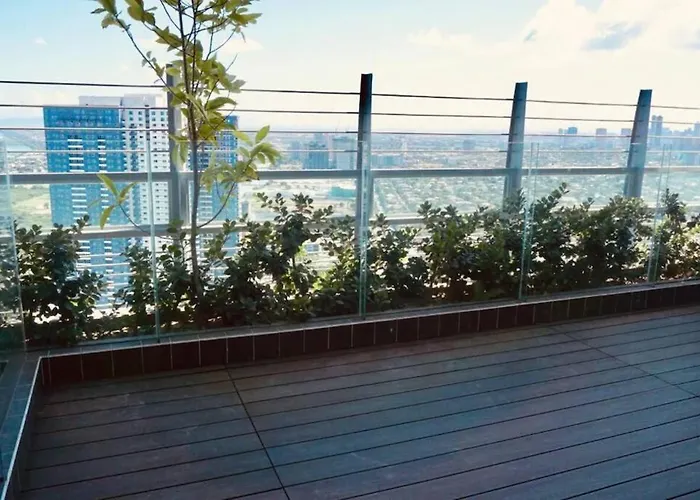 Eastwood High Life - Spectacular View Apartment