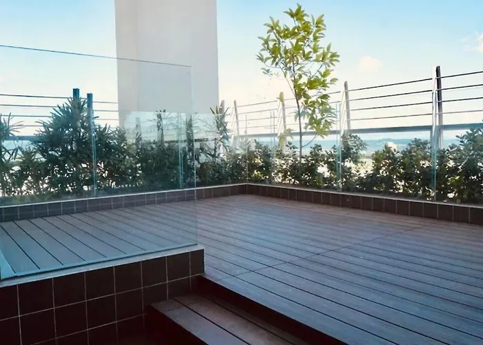Eastwood High Life - Spectacular View Apartment *