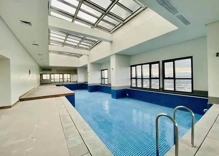 Eastwood High Life - Spectacular View Apartment *